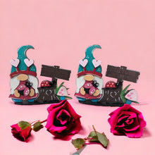 Load image into Gallery viewer, Valentine Gnomes